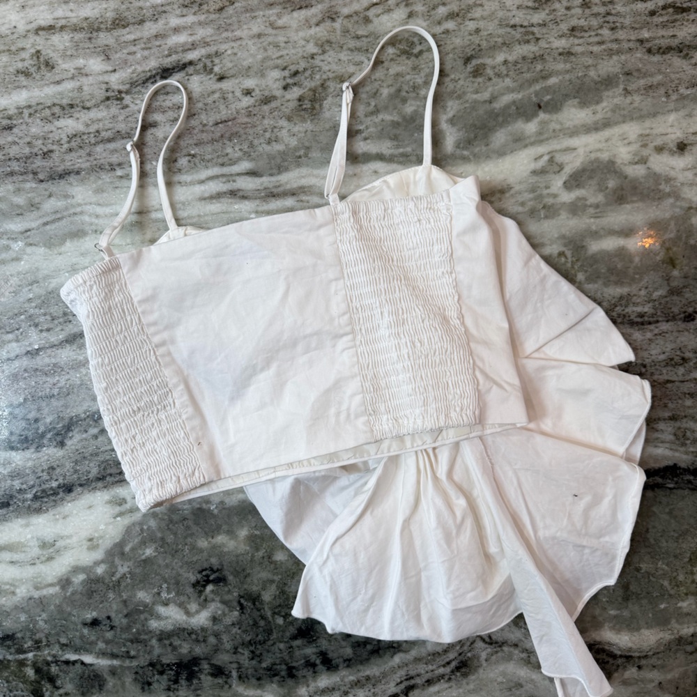 NA-KD White Statement Bow Asymmetrical Cami Top Size 34 (XS) - Picture 6 of 6